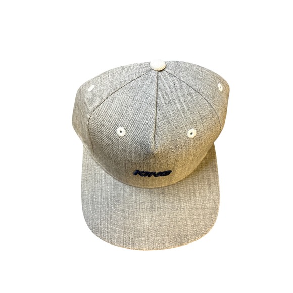 KING LONDON Other - KING LONDON Grey Heathered Snapback Hat Embroidered Logo Red Brim